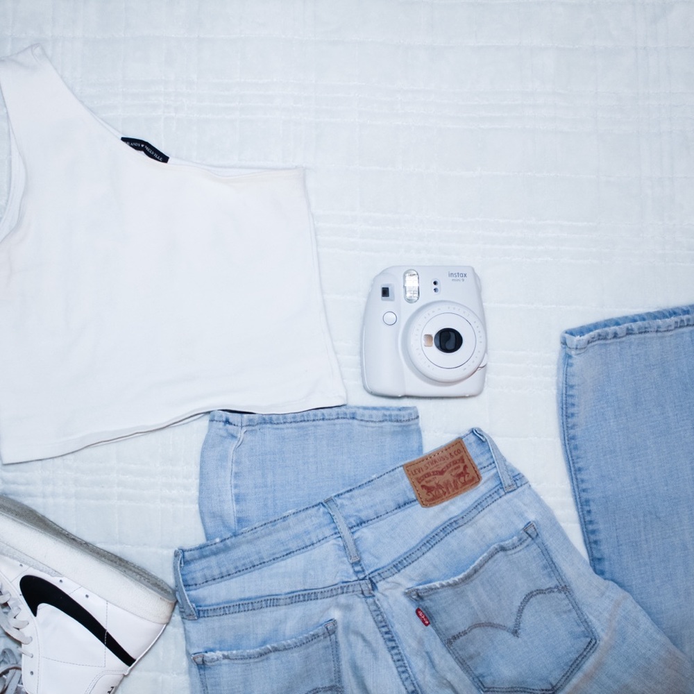 Brandy Melville white top